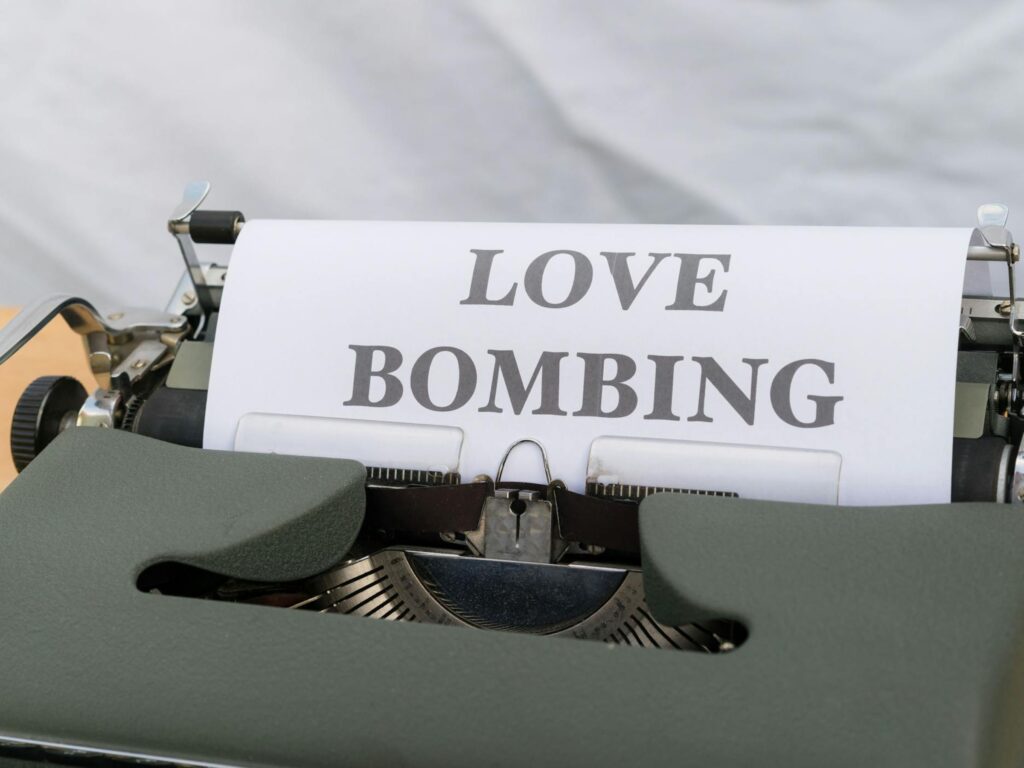 Love-Bombing