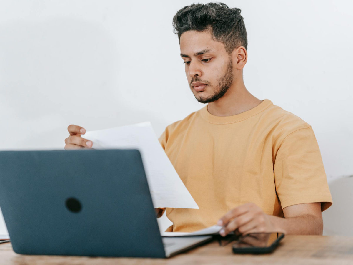 Credential Verification for Online Therapists