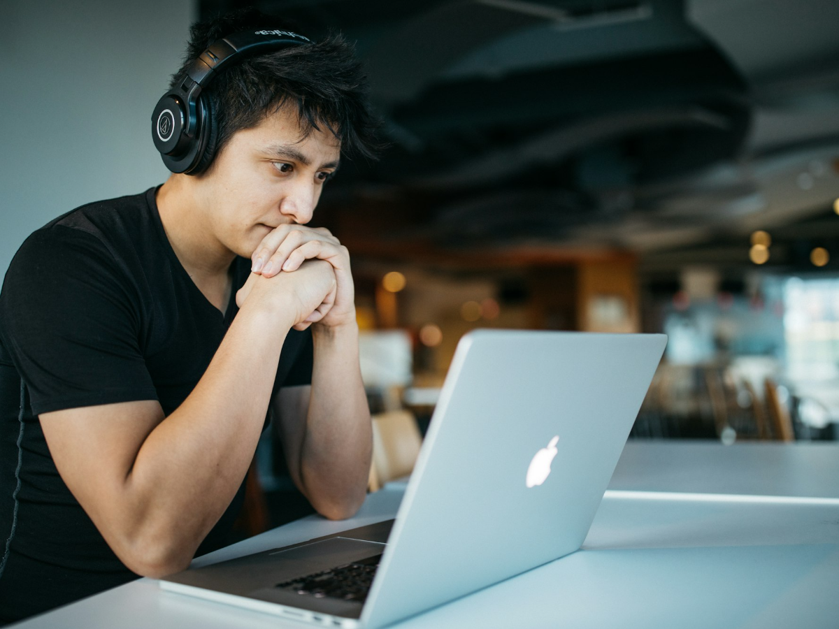 Online Therapy for College Students That Fits