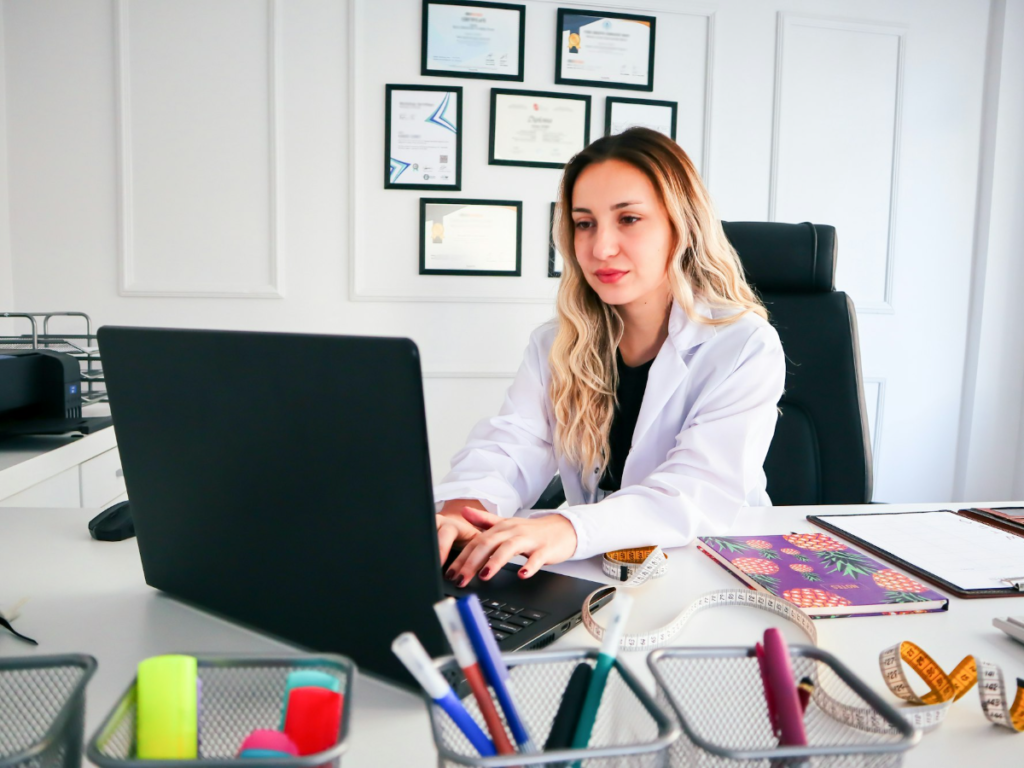 7 Best Ways Therapists Get Online Referrals
