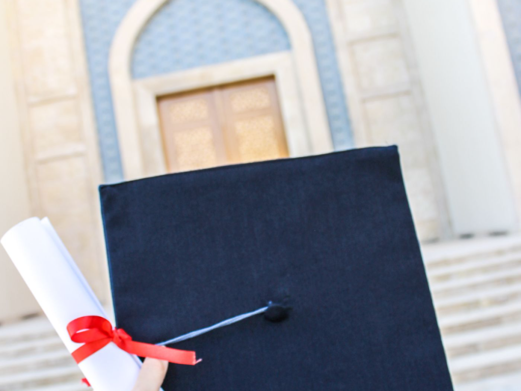 Qualifications Needed for Mental Health Pros